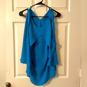 Vince Camuto blue sleeveless blouse with shoulder flutter size S